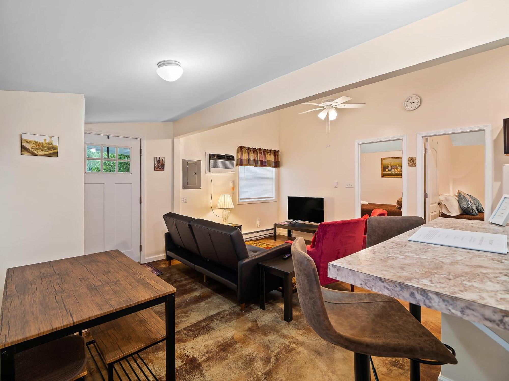 Chardonnay Cottage - Gotl Strip - Cozy & Quaint Geneva Екстериор снимка